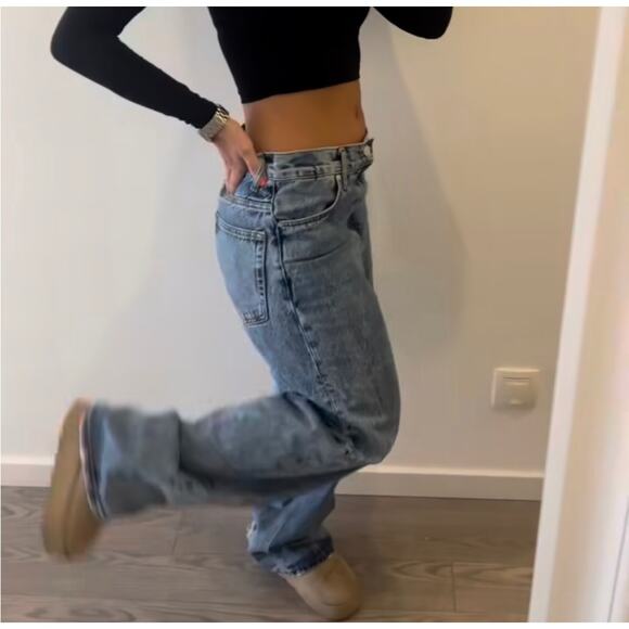 ZARA ZW MID-RISE LOOSE FIT JEANS - Picture 2 of 9
